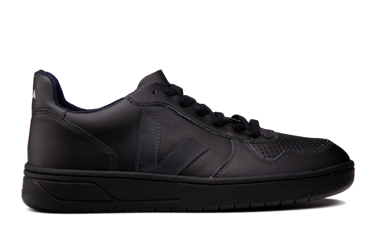 VEJA|SNEAKERS (V-10 - Black/Black Sole (VX07-02562)) Veja V-10 Black – Double Select